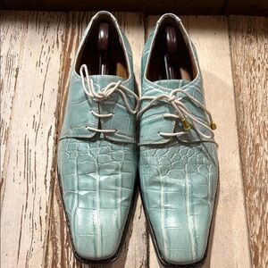 Yashishoes Men's Crocodile Pattern Leather Shoes - Light Blue